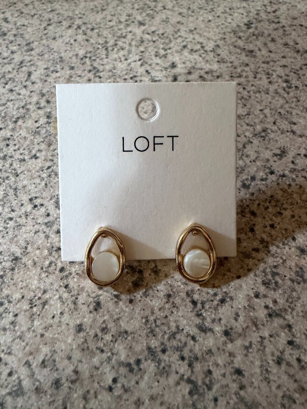 NWT! Loft Mother of Pearl Center Stud Earrings